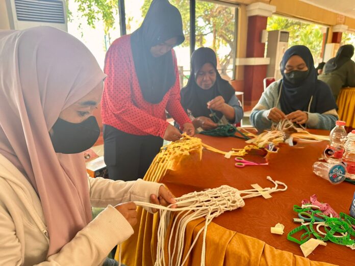 macrame