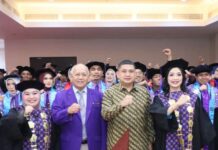 Dispar Dampingi Walikota Makassar, Munafri Arifuddin Hadiri Wisuda Program D3 Angkatan XV Polimedia PSDKU Makassar