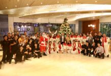 Hotel Harper Perintis Makassar Rayakan Sukacita Natal melalui “Christmas Tree Lighting 2025”